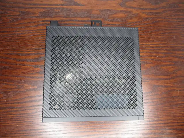 Dell Optiplex 3000 Mini PC Computer N6005 8GB 256GB Wi-Fi Win11 in Desktop Computers in Markham / York Region - Image 4
