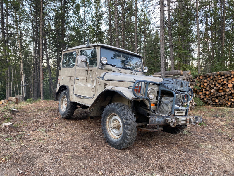 2 Landcruiser bj60 and fj40 Cars & Trucks Whitehorse Kijiji