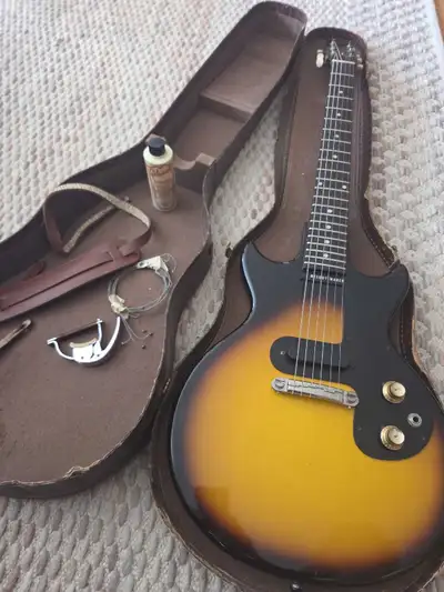 1963 Gibson Melody Maker, View more