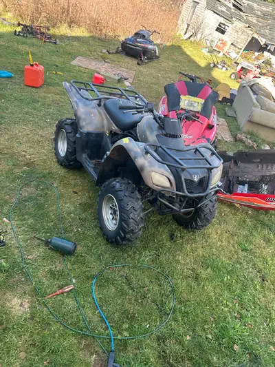 Works good it’s a 250 2x4 all brakes lights works needs a new silonode firm or trade for sled