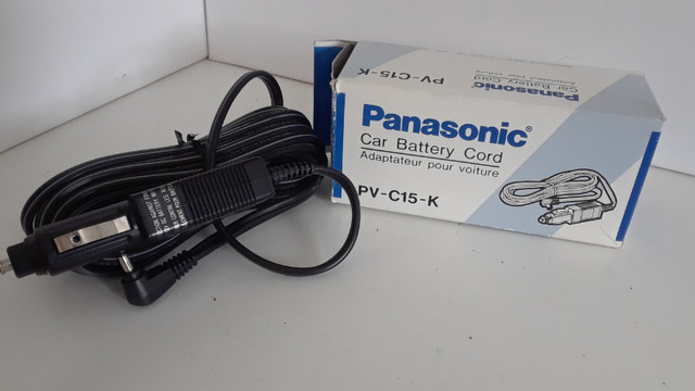Panasonic Car Battery Cord (PV-C15-K) in Cameras & Camcorders in Gatineau