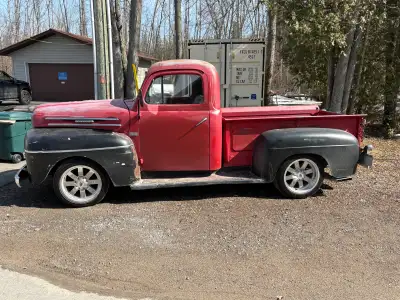 Flat head V 8 Runs very well 12 volt Electric assist power steering 3 speed on the floor