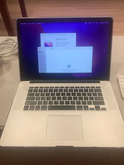 CPU: 2.2 GHz Quad-Core i7 RAM: 16G Storage: 512G It has been used at home and rarely taken outside....