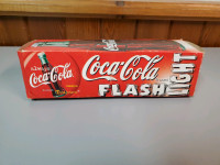 Coca-Cola Flashlight 1999 collectibles with box check pictures 