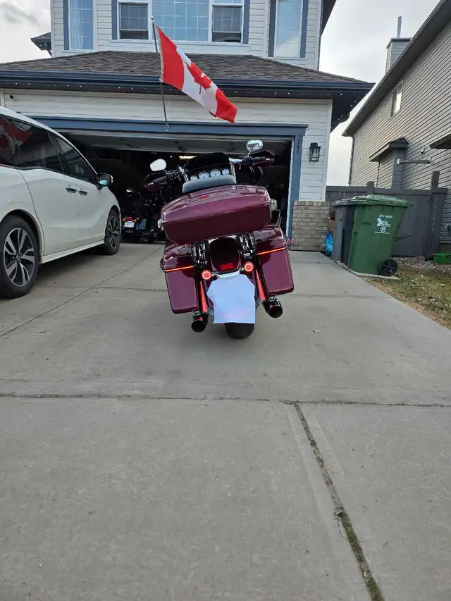 2014 Harley Davidson Street Glide Special in Street, Cruisers & Choppers in Edmonton - Image 5