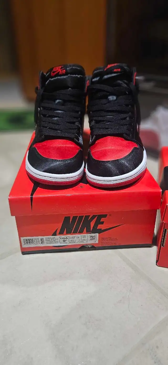 jordan 1 bred satin in Men's Shoes in Lethbridge - Image 7