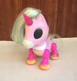 Mini licorne interactive- COMME NEUVE, View more