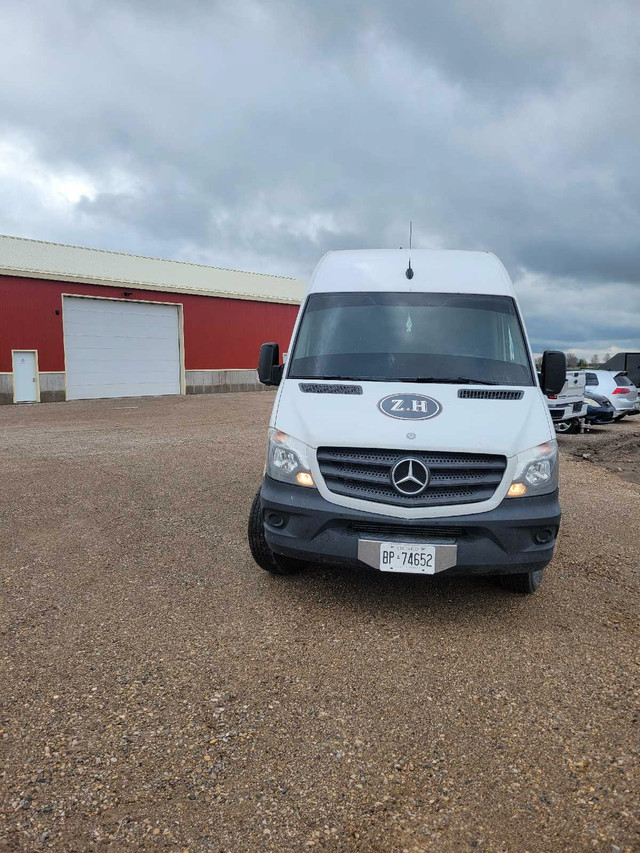 2015 Mercedes Benz Sprinter 2500 Diesel 144WB in Cars & Trucks in Kitchener / Waterloo