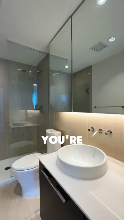 Beautiful Ensuite. Utilities included - heat, water, wifi, electricity Amenities - gym, in unit laun...