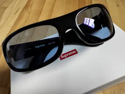 Lunettes de soleil Supreme Dutch Noir, View more