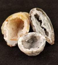Small Halved Geodes