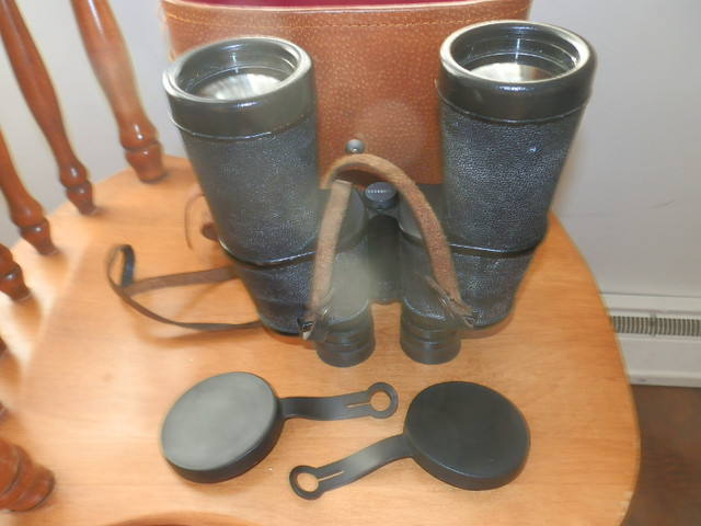 Vintage Binoculars BPC 10x50 TENTO w/Case made in USSR - Soviet in Other in City of Halifax - Image 2
