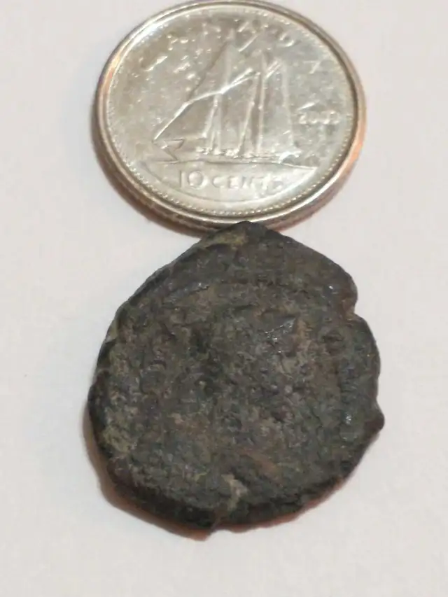 Nice 198-217 AD Emperor Caracalla Ancient Roman Provincial coin in Arts & Collectibles in City of Toronto - Image 3