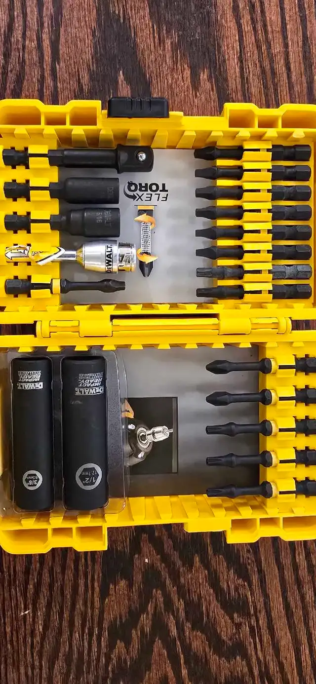 DeWalt 20 pcs Flex Torq Impact Set, Hex Shank, Magnetic in Other in Kitchener / Waterloo - Image 4