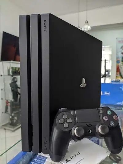 ps4 pro à vendre, View more