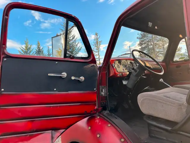 1953 GMC Coe 4X4 in Classic Cars in Kelowna - Image 9