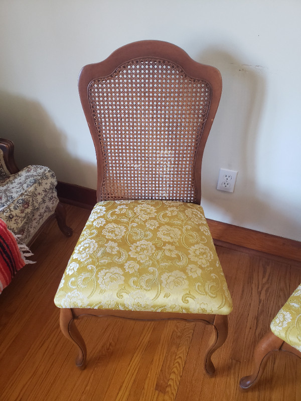 2 Wood/Wicker Chairs in Chairs & Recliners in Chatham-Kent - Image 3