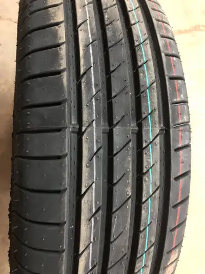 4 pneus d'été neufs P195/65/15 91H Maxtrek Maximus M2 195/65/15, P195/65/15, 195/65R15, P195/65R15 G...