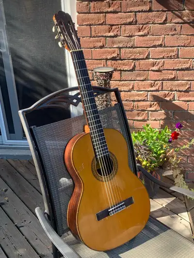 Vintage 1969 Spanish Classical Guitar Juan Estruch w/Case, View more