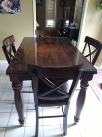 SOLID WOOD PUB STYLE DINING SET