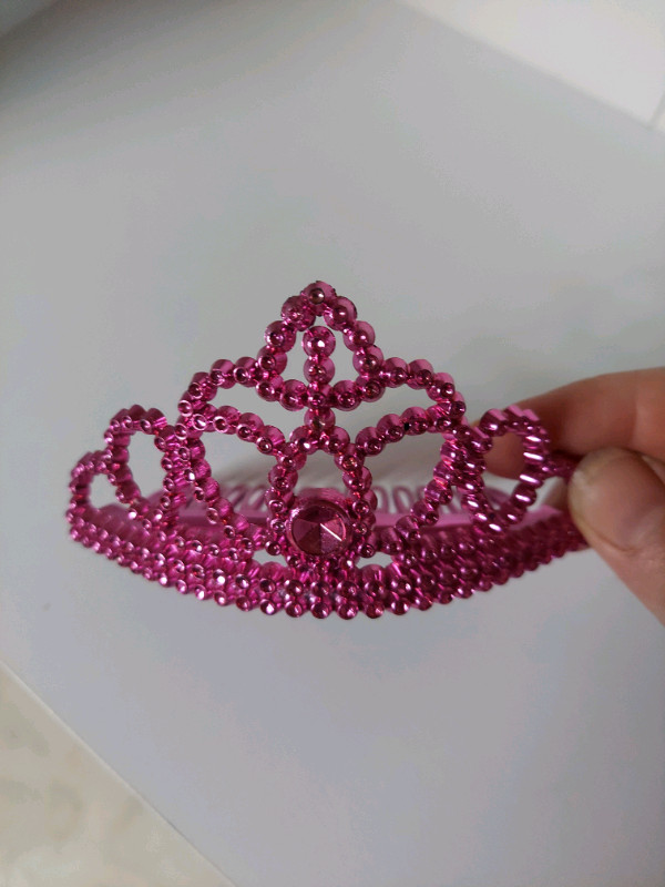 diadème rose pour vraie princesse dans Autre  à Longueuil/Rive Sud