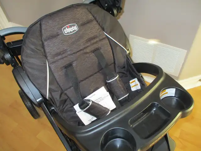 Chicco Bravofor2 LE Stroller in Strollers, Carriers & Car Seats in Barrie - Image 9