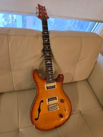 prs custom 22 semi hollow w gig bag, View more