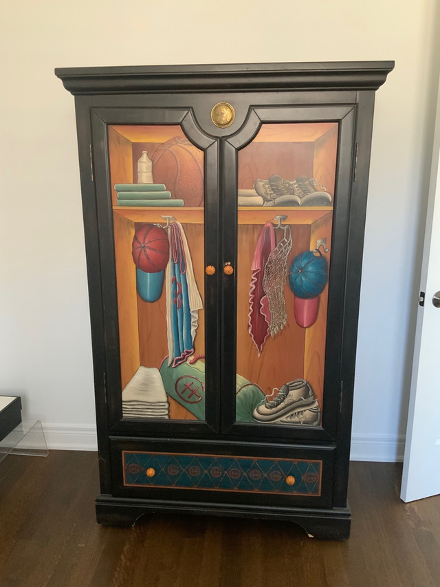 ETHAN ALLEN Solid Wood Tall Sports Themed painted Hutch Cabinet  in Hutches & Display Cabinets in City of Toronto - Image 2