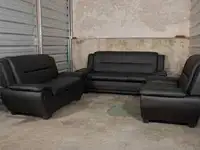 NEW BLACK LEATHER SOFA, LOVESEAT & CHAIR. FREE DELIVERY DISPOSAL