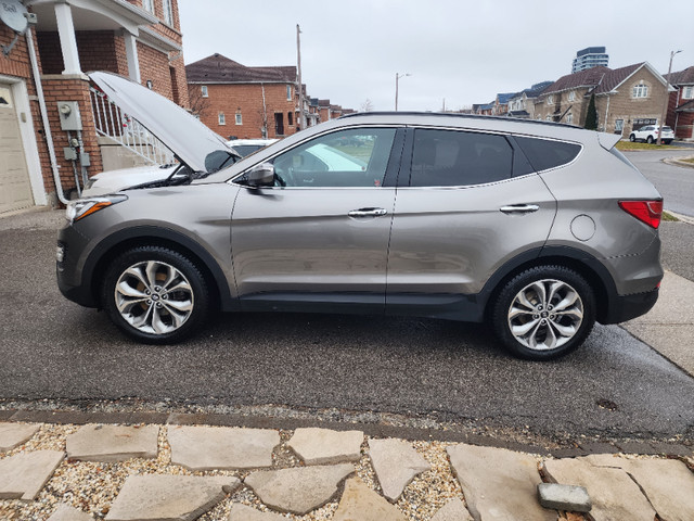 2014 Hyundai Santa Fe Sport AWD Premium in Cars & Trucks in Markham / York Region