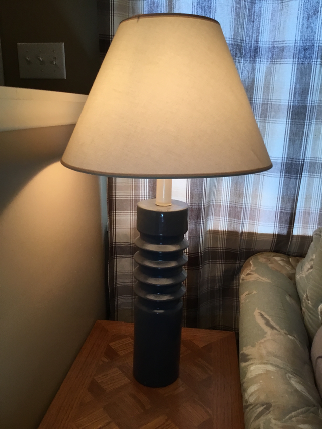 Table Lamp in Indoor Lighting & Fans in Edmonton - Image 3