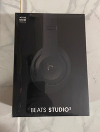 Beats Studio 3 Wireless Headphones - Matte Black (Brand New)