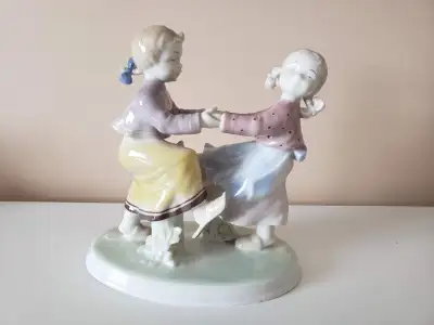 Beautiful Vintage German Porcelain Figurine Dancing Girls, View more