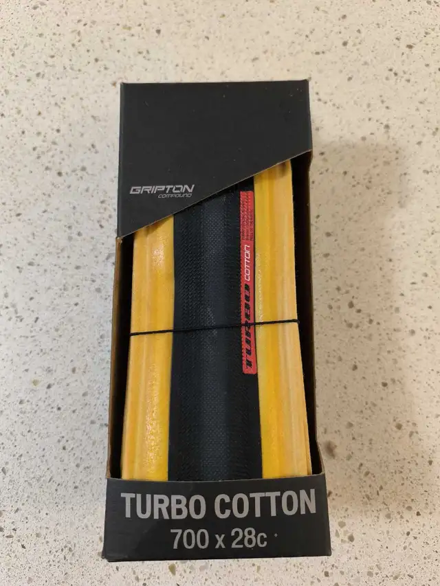 Pneu vélo Specialized Turbo Cotton 700x28C Bicycle Tire in Frames & Parts in City of Montréal - Image 2