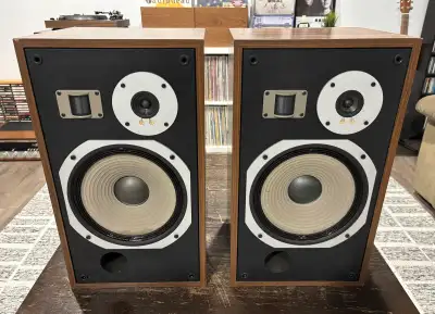 Pioneer HPM-40, View more