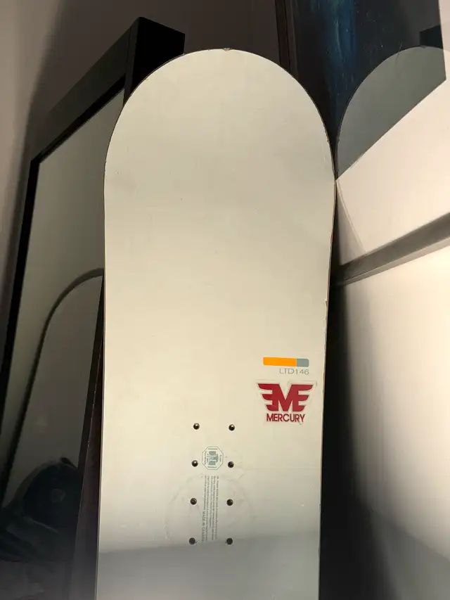 LTD Snowboard 146cm in Snowboard in Mississauga / Peel Region - Image 3