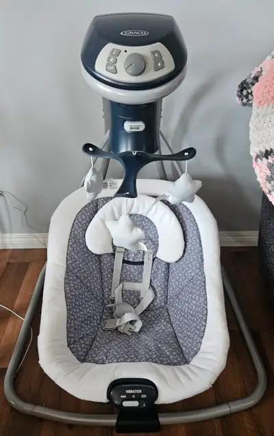 Loved this thing for fussy baby days. In great condition. Smoke-free home. Base comes apart to fit i...