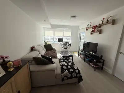 1 Bed + 1 Bath Lease Takeover – Yonge & Eglinton | June 1 or July 1 Move-In Rent: $2200/month + util...