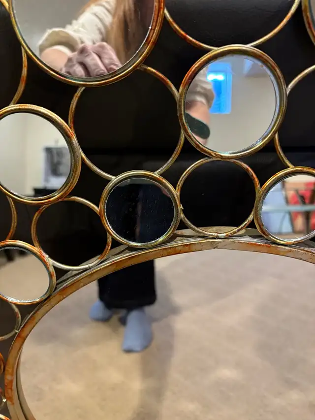 Circular mirror - wall decor  in Home Décor & Accents in St. Albert - Image 3