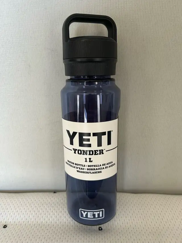YETI Yonder 1L Water Bottle
