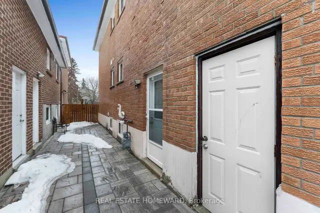 Basement Apt for RENT(Scarborough)–CLOSE to KENNEDY SUBWAY in Long Term Rentals in City of Toronto - Image 7
