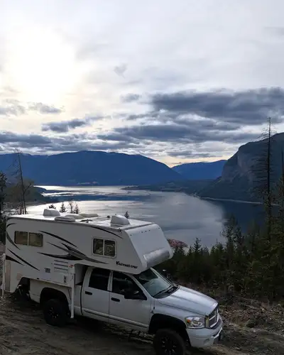 Selling an exceptionally clean 2012 Adventurer 86FB truck camper. This is the highly sought-after no...
