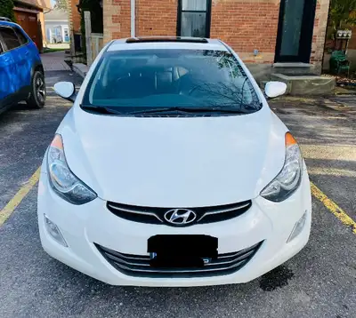 Well maintained for 2013 Hyundia Elantra LIMITED - Only 139,000 km - Senior Driven. 4 Dr, Power Sunr...