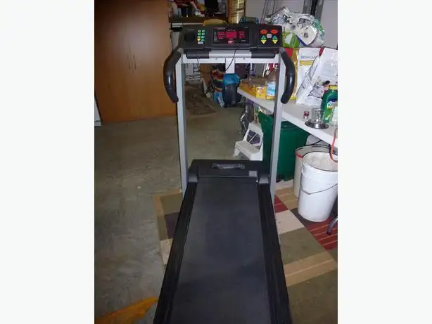 BodyBreak Treadmill model-2000 for sale AS IS in Exercise Equipment in Markham / York Region - Image 2