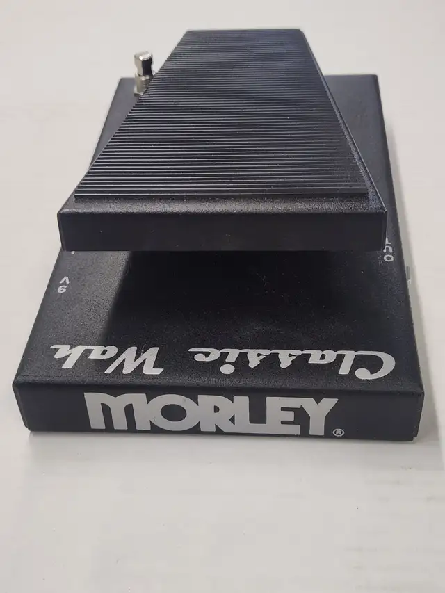 Morley pba-2 classic WAH pedal with 2 patch cords in Amps & Pedals in Windsor Region - Image 2