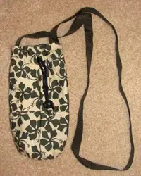 cloth water bottle carrier in excellent condition
