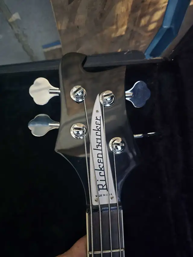2 great Rickenbacker Copies sold together or separately | Guitars ...