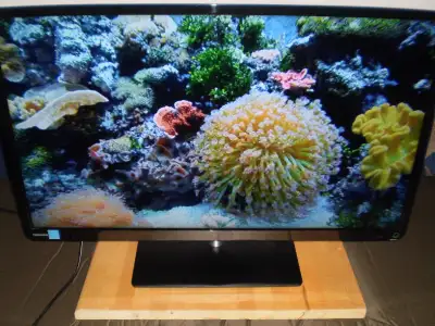 Toshiba 32L1350U 32 inch LED TV, Computer Monitor Inputs - 3 HDMI, 1 USB, Component and PC VGA With...