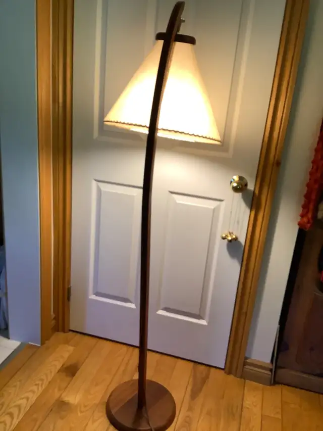 MCM Danish Style Teak Arc Floor Lamp w Dornbusch Bonnet Shade in Indoor Lighting & Fans in Belleville - Image 11