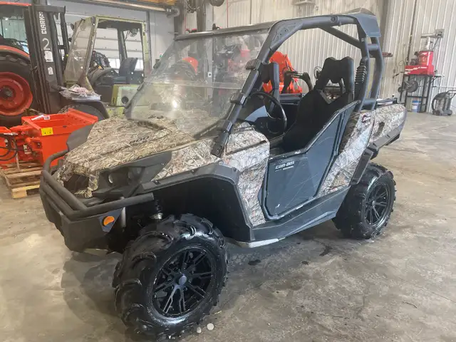 2014 CAN AM COMMANDER 800 SIDE BY SIDE in ATVs in Edmonton - Image 3